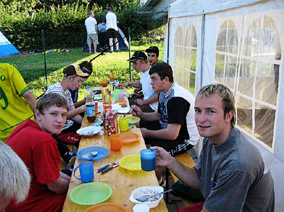 Foto "Kanutour auf der Lahn, Gemeinsames Abendessen"